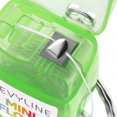 Зубная нить вощеная Revyline floss mini, полиэстер с бамбуковым углем, 15 м, салатовая
